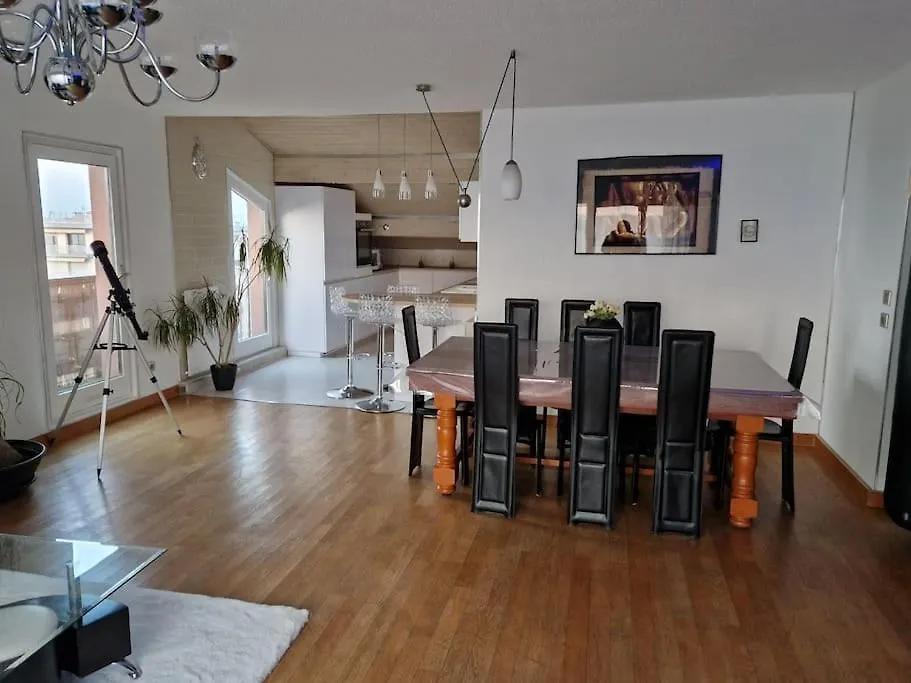 Le 7Eme Ciel - 3 Etoiles Apartment Thonon-les-Bains 0*,  France